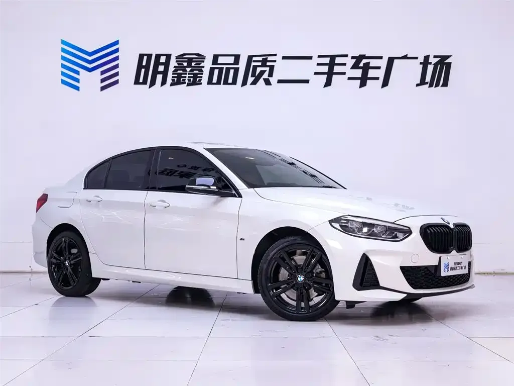 BMW 1 Series 2023 из CN, фото 5