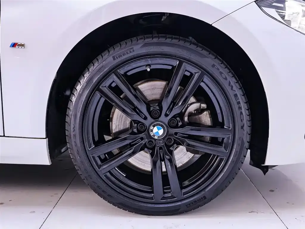 BMW 1 Series 2023 из CN, фото 6