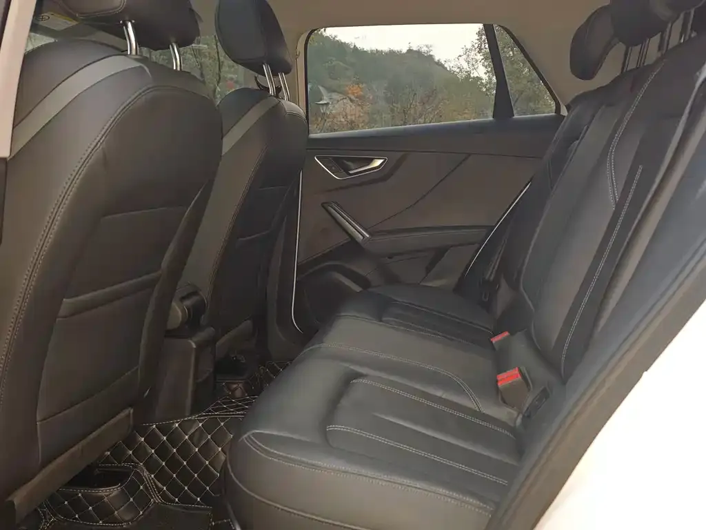 Audi Q2L 2022 из CN, фото 8