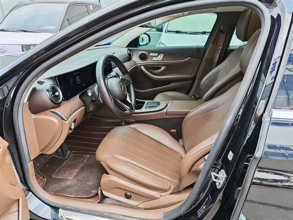 Mercedes-Benz E-Class 2021 из CN, фото 4