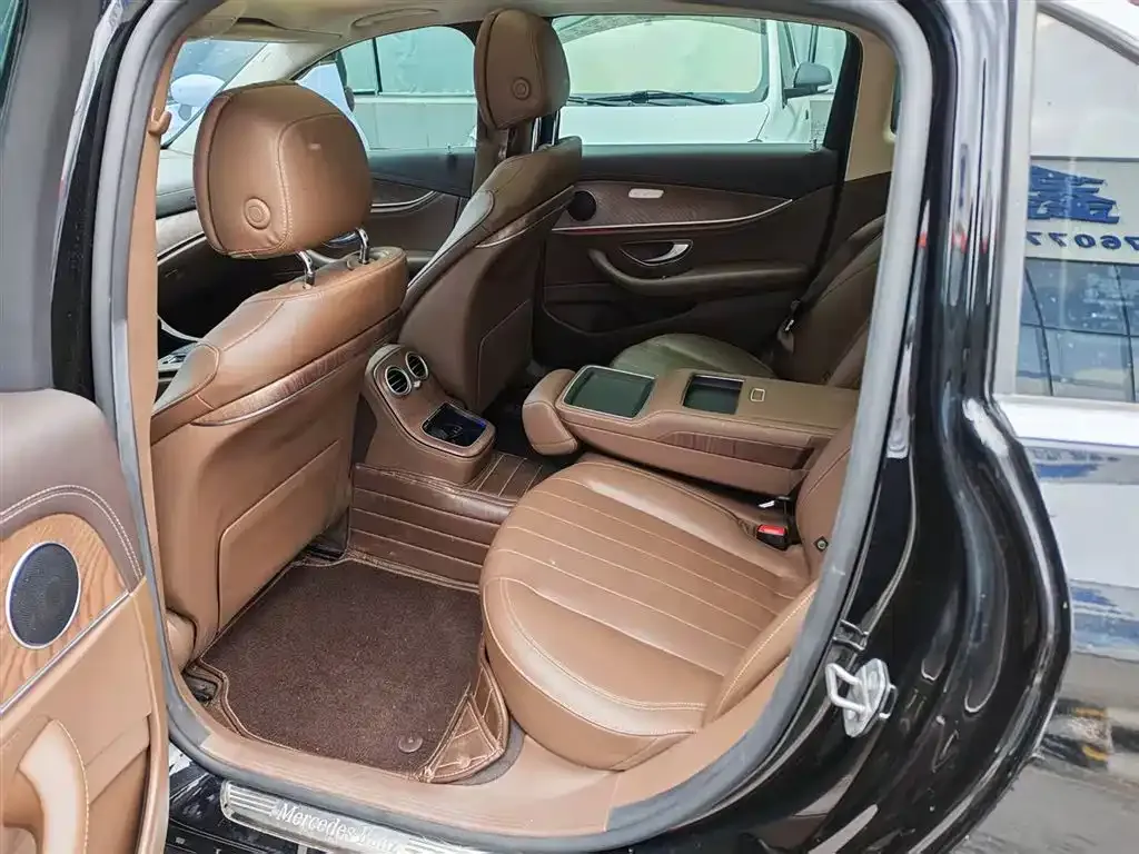 Mercedes-Benz E-Class 2021 из CN, фото 5