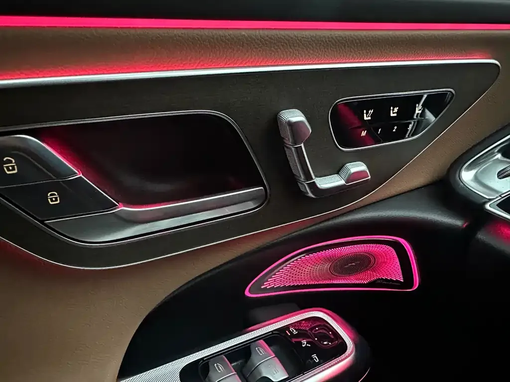 Mercedes-Benz E-Class 2025 из CN, фото 9