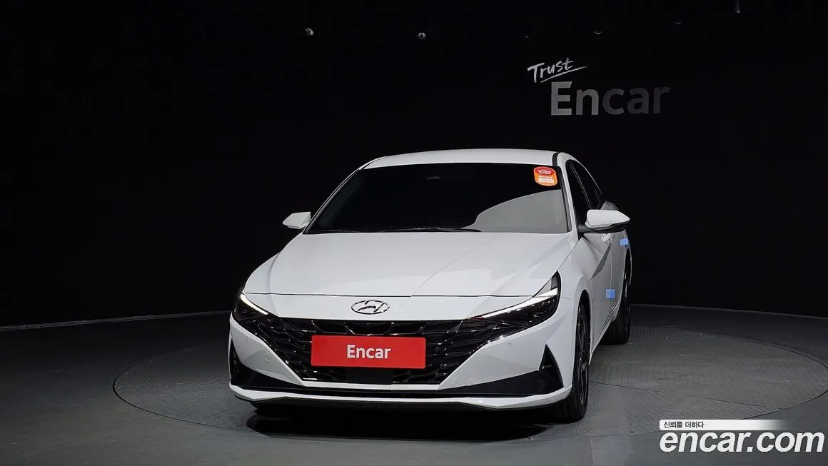 Hyundai AVANTE — фото 3