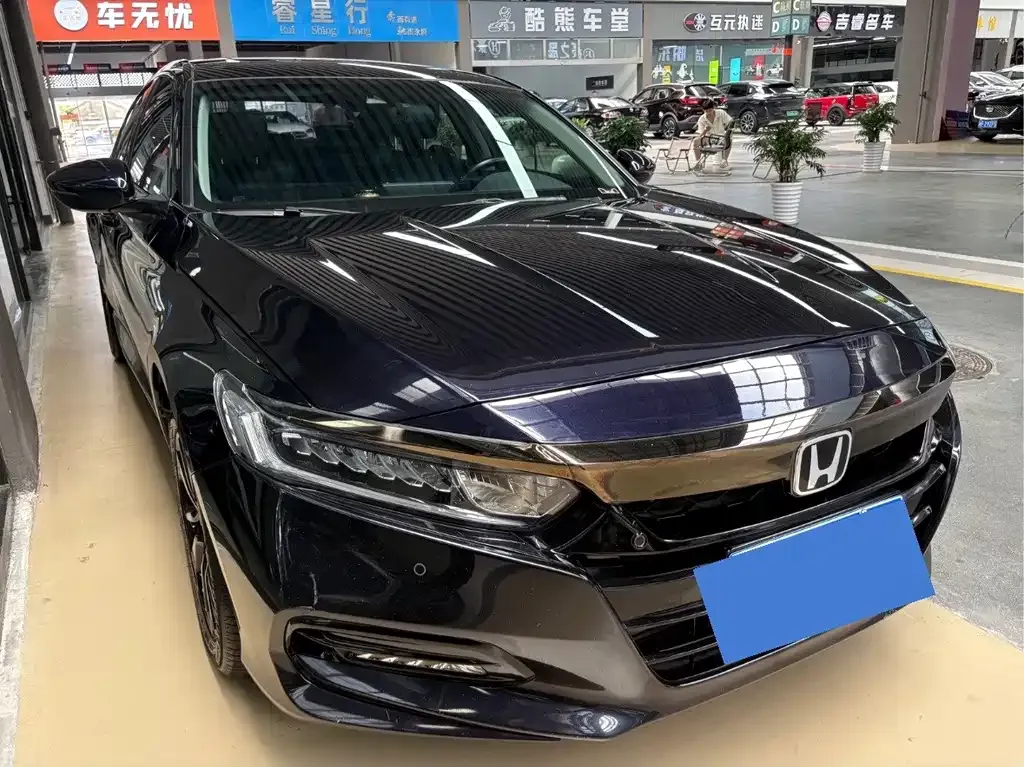 Honda Accord — фото 2