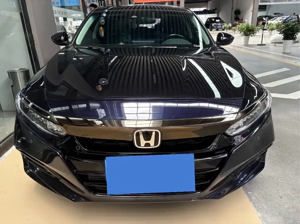 Honda Accord — фото 3