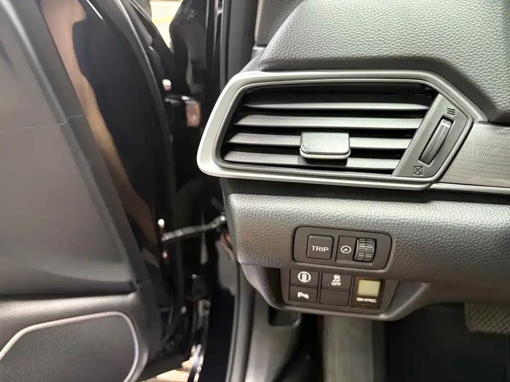 Honda Accord — фото 6