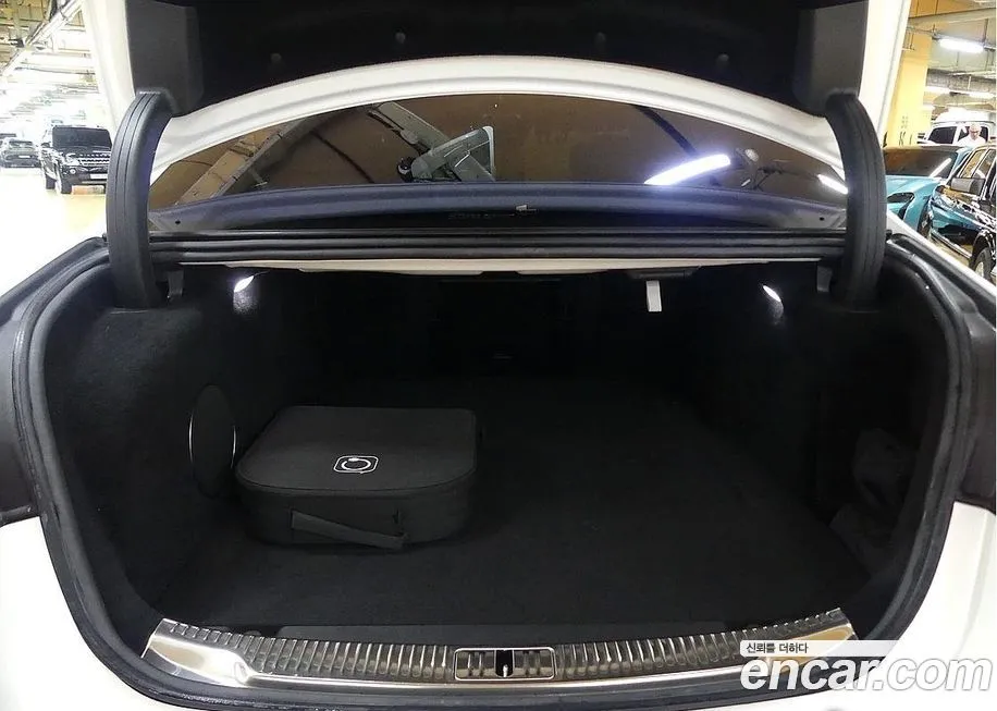 Mercedes-Benz S-Class 2024 из KR, фото 4