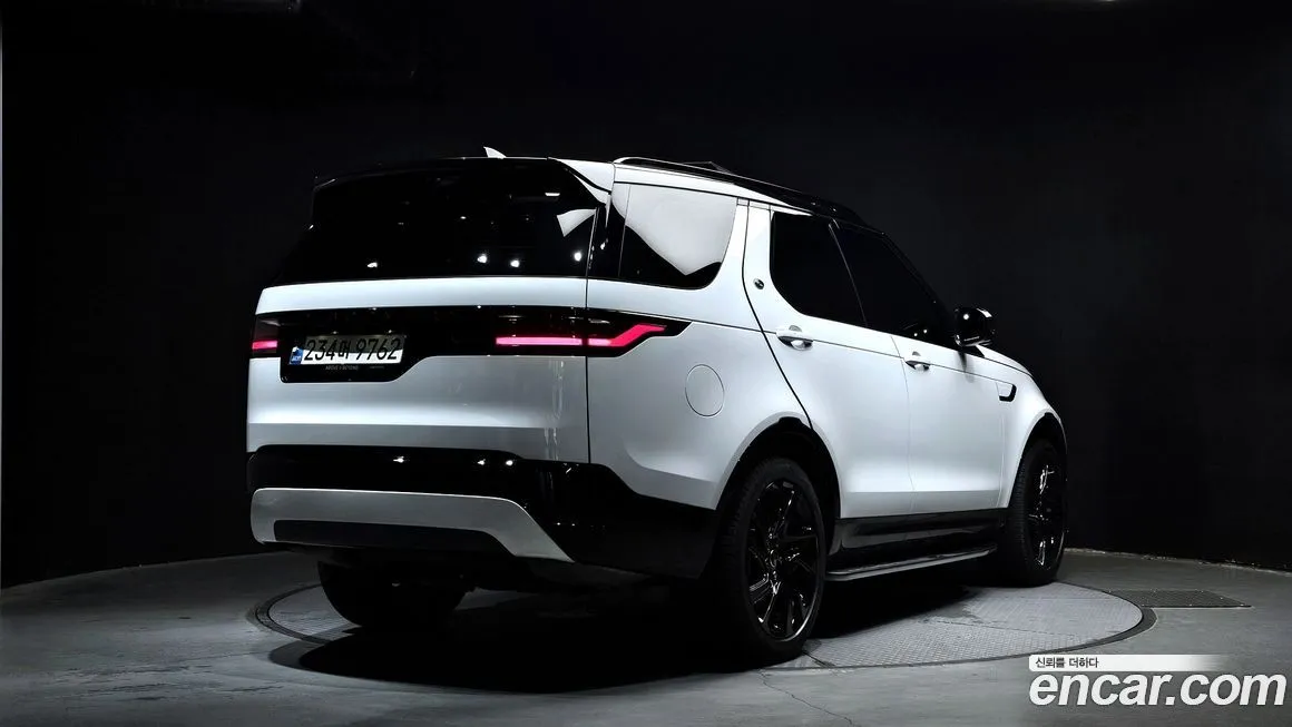 Land Rover Discovery 2023 из KR, фото 2