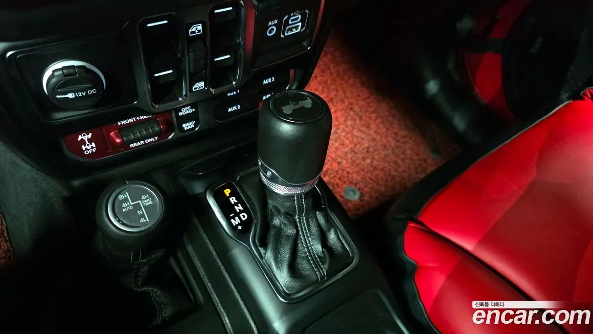 Jeep Wrangler 2024 из KR, фото 9