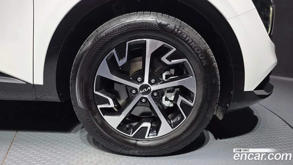 Kia Sportage — фото 5