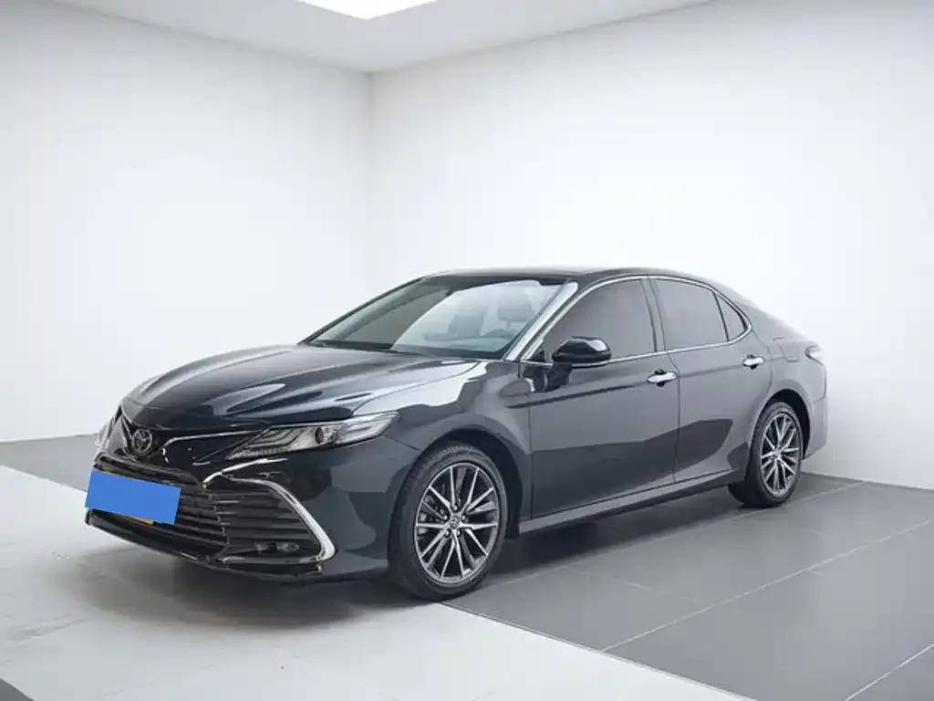 Toyota Camry 2022 из CN, фото 1