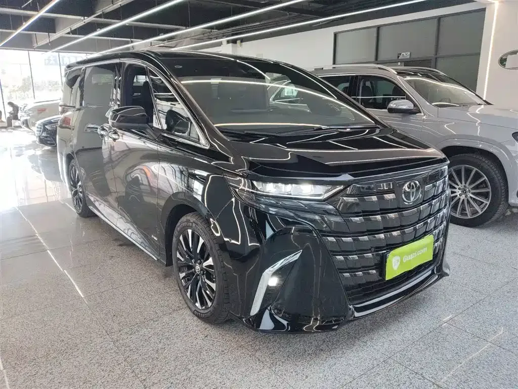 Toyota Alphard 2023 из CN, фото 4