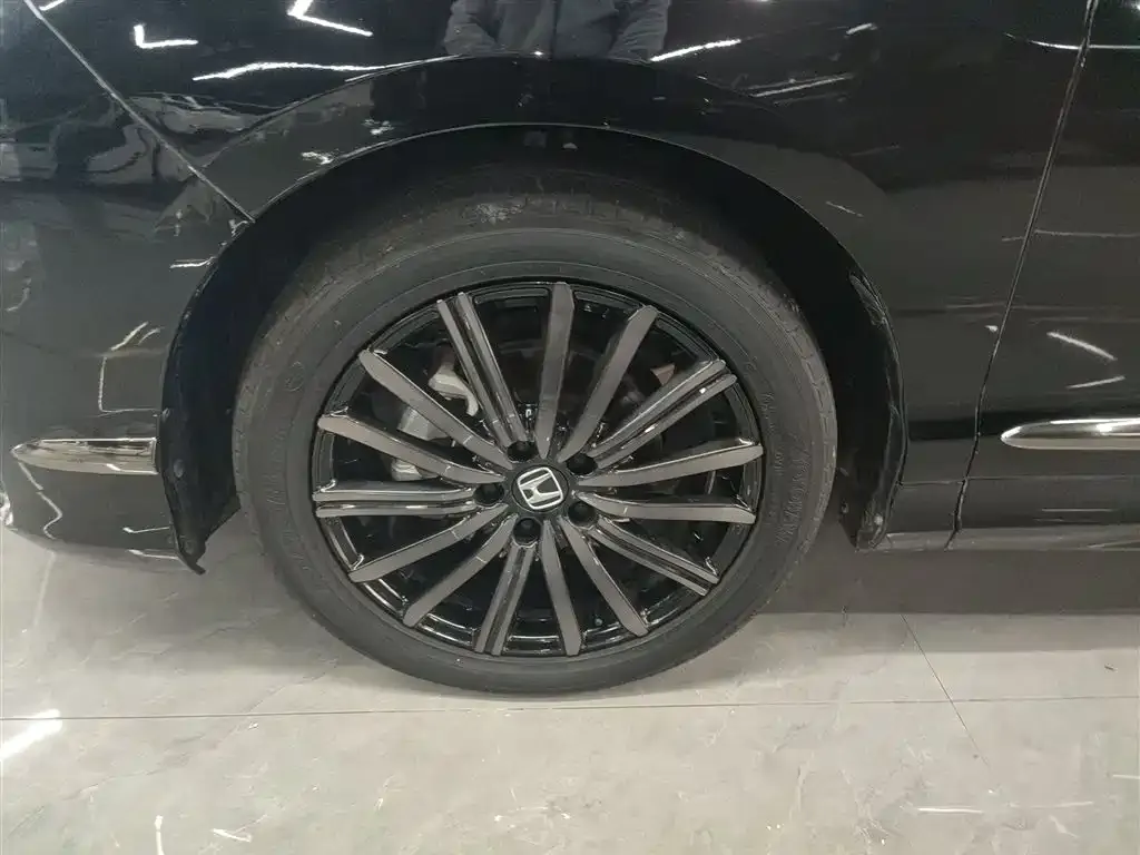 Honda Elysion 2023 из CN, фото 5