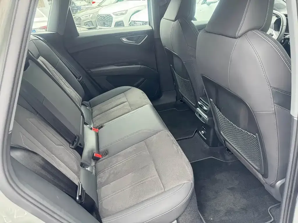 Audi Q4 e-tron 2024 из CN, фото 7