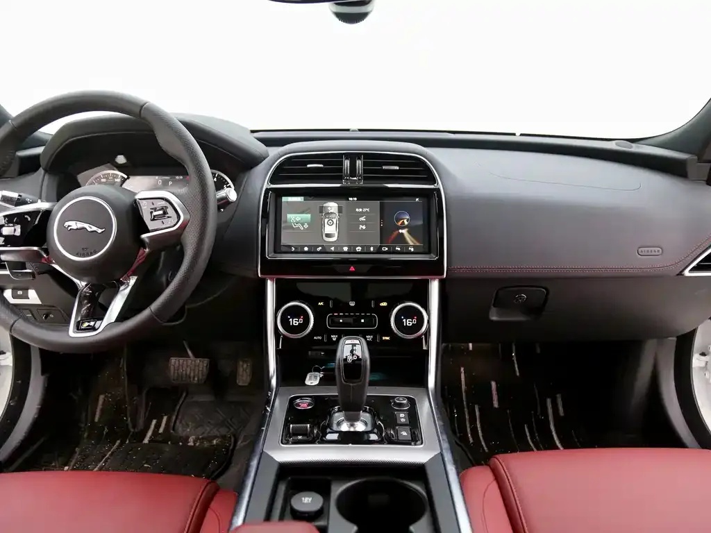 Jaguar XEL 2021 из CN, фото 7