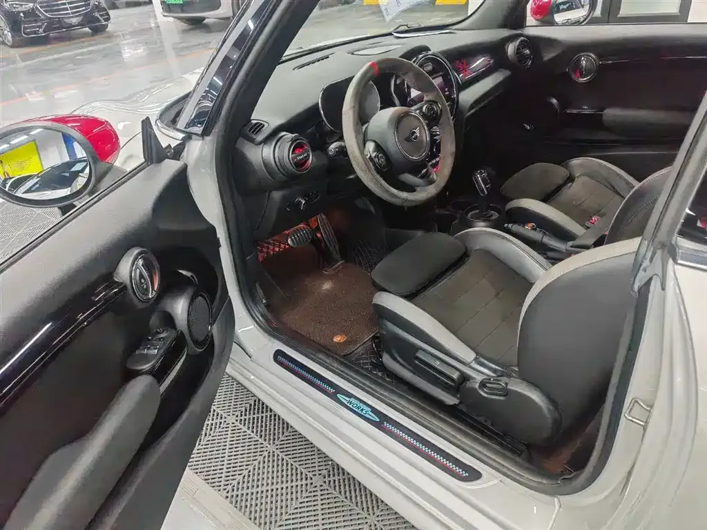 MINI JCW (John Cooper Works) 2021 из CN, фото 8
