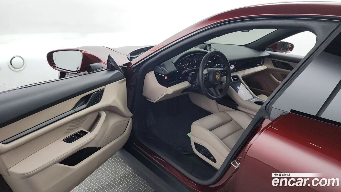 Porsche Taycan 2022 из KR, фото 10
