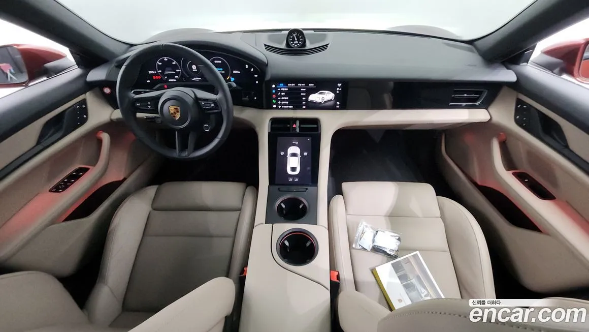 Porsche Taycan 2022 из KR, фото 7