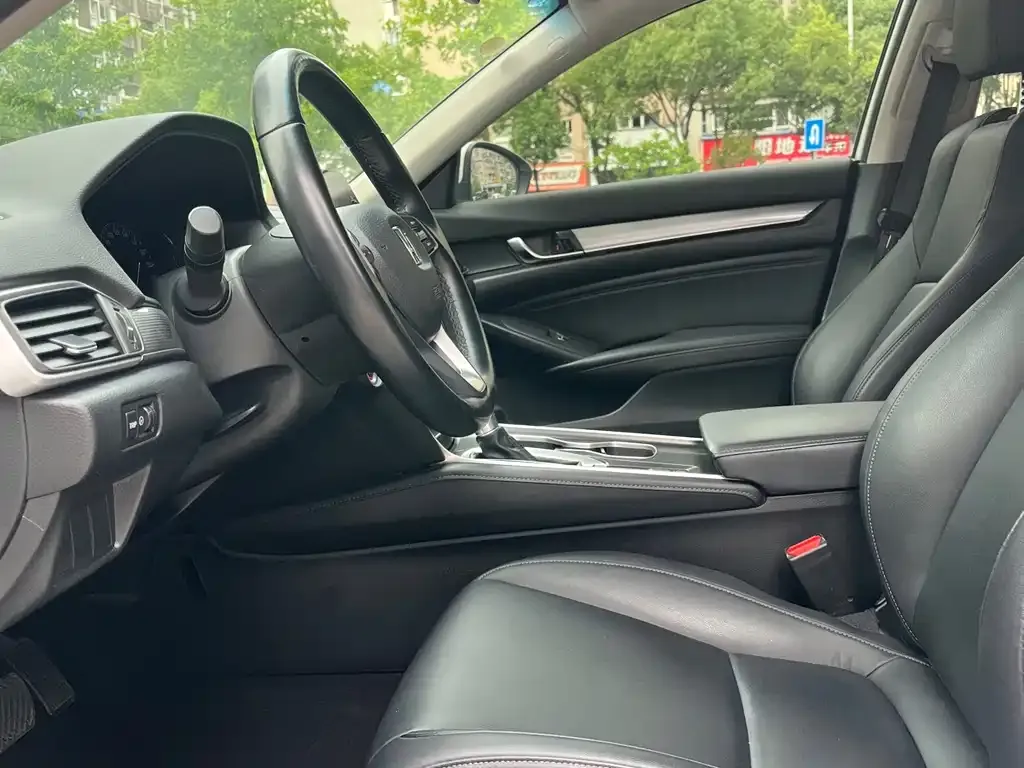 Honda Accord 2021 из CN, фото 4