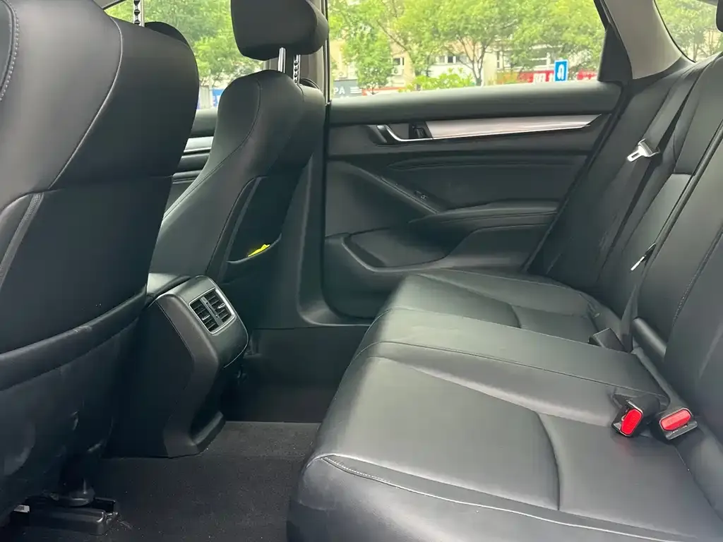 Honda Accord 2021 из CN, фото 6