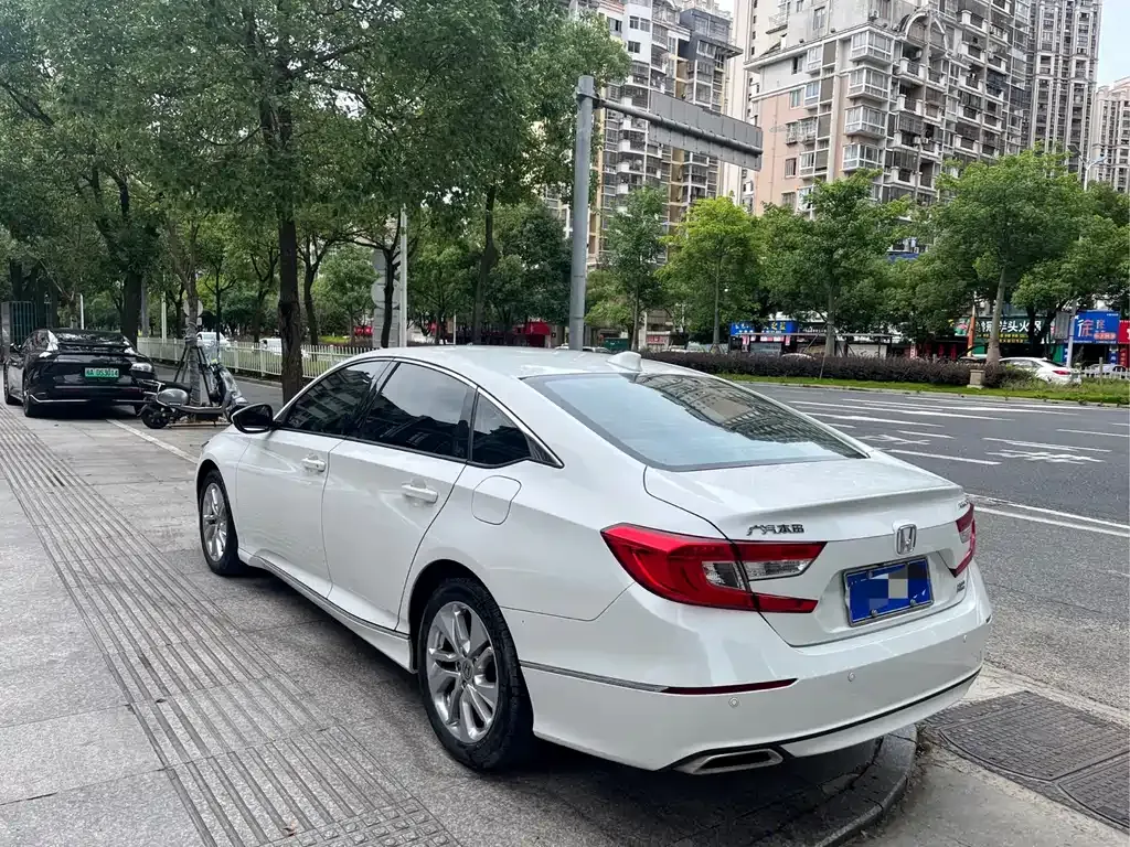 Honda Accord 2021 из CN, фото 9