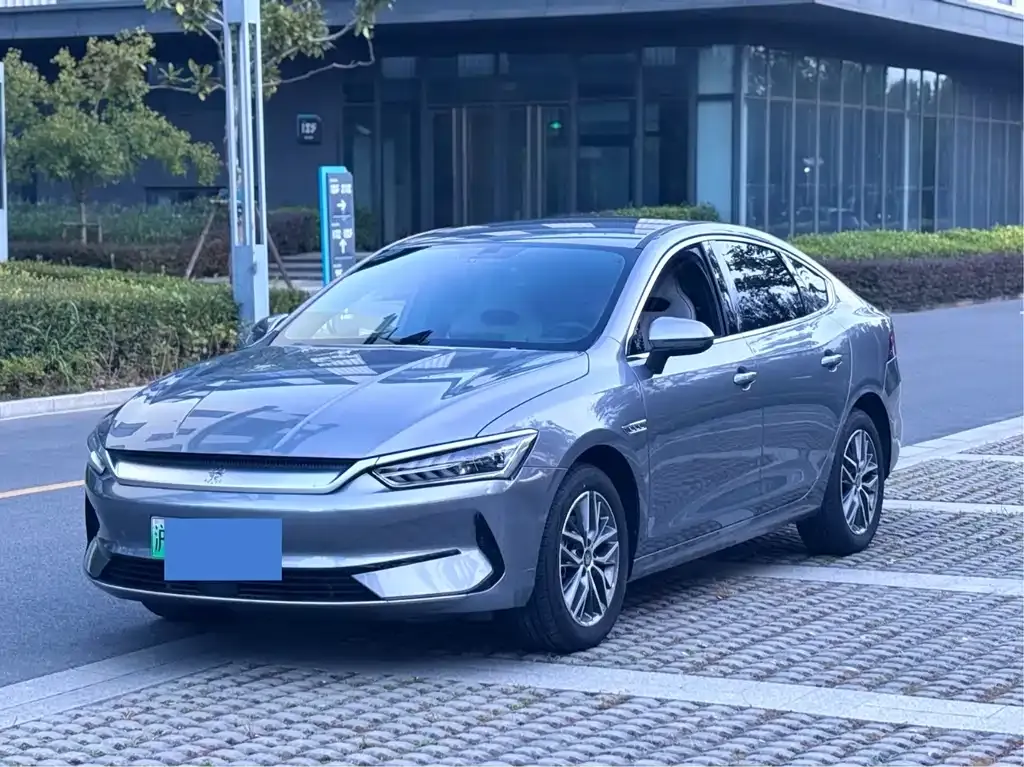 BYD Qin PLUS 2023 из CN, фото 1