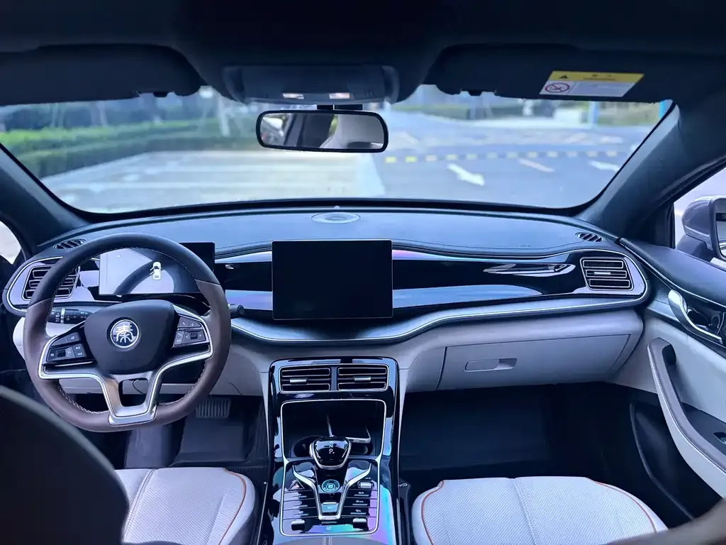 BYD Qin PLUS 2023 из CN, фото 9
