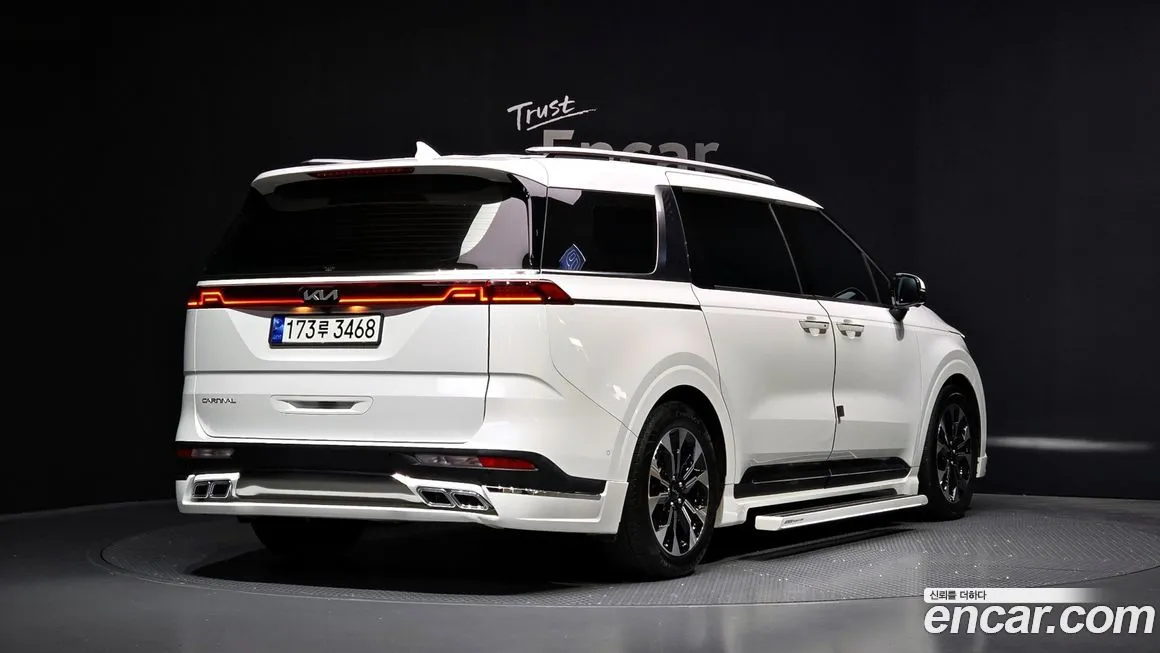 Kia Carnival — фото 2