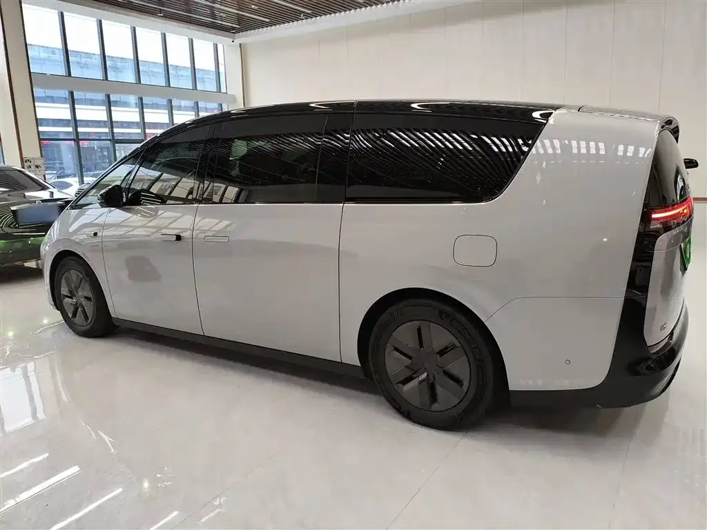 Li Auto MEGA 2024 из CN, фото 5