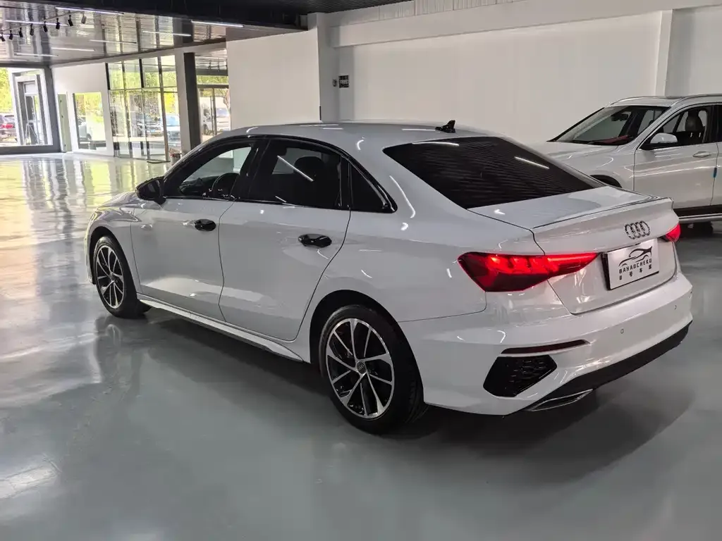 Audi A3 2022 из CN, фото 4