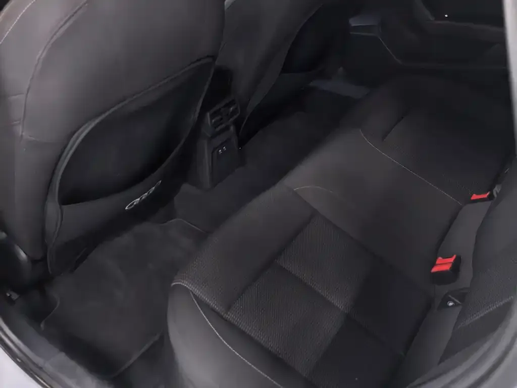 Audi A3 2022 из CN, фото 8