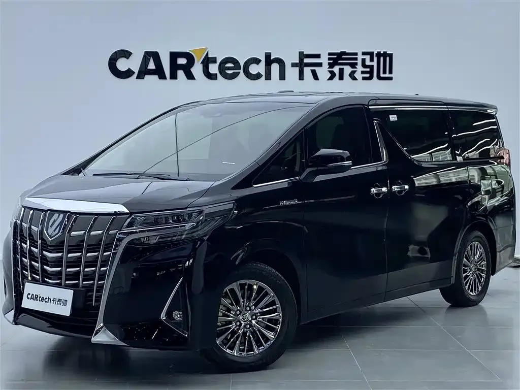 Toyota Alphard 2023 из CN, фото 1