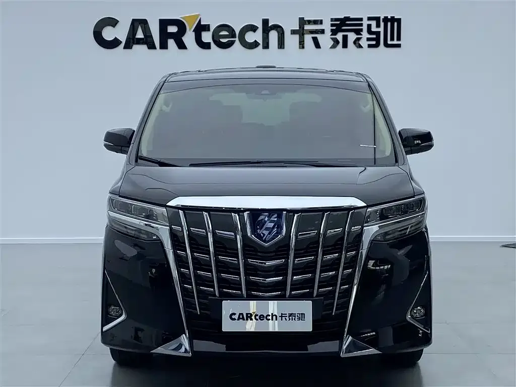 Toyota Alphard 2023 из CN, фото 2