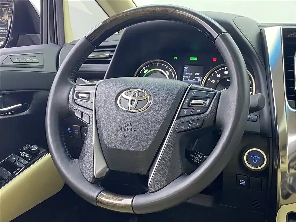 Toyota Alphard 2023 из CN, фото 8