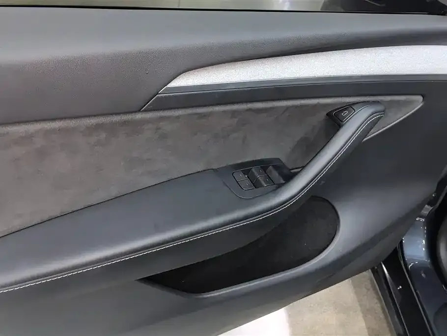 Tesla Model Y 2024 из CN, фото 7