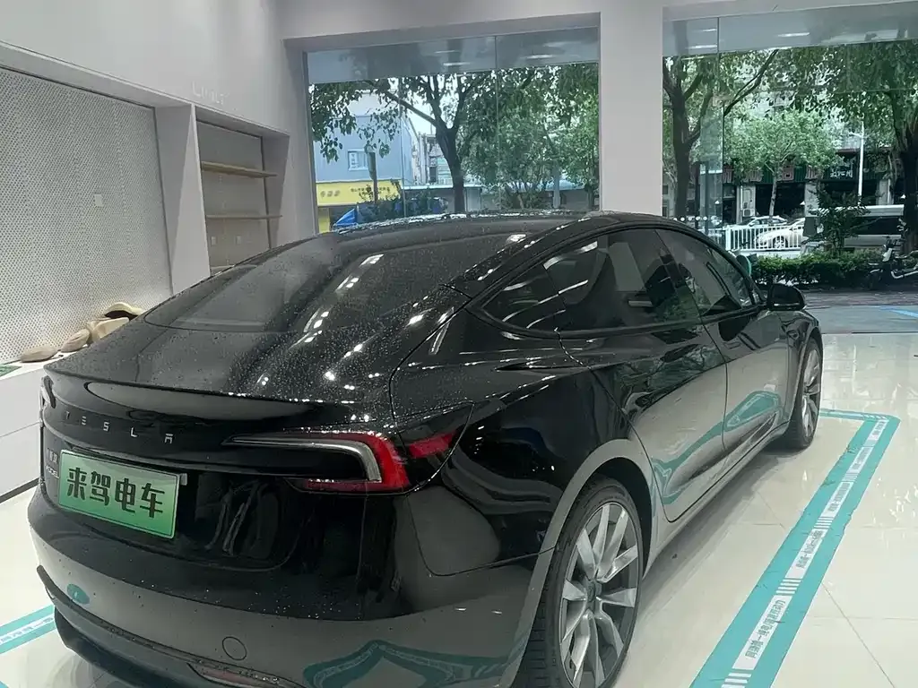 Tesla Model 3 2023 из CN, фото 6