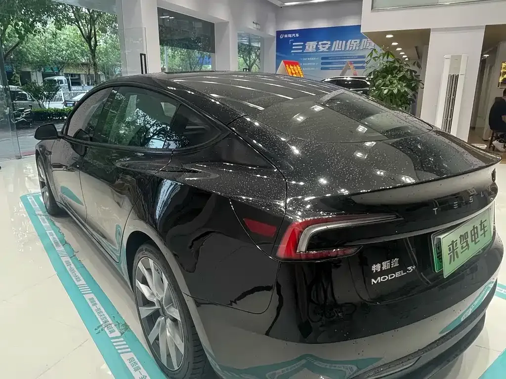 Tesla Model 3 2023 из CN, фото 8