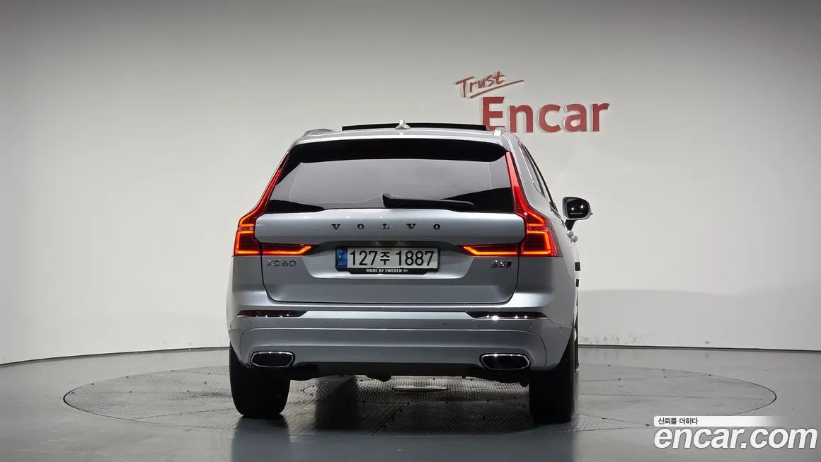 Volvo XC60 — фото 4