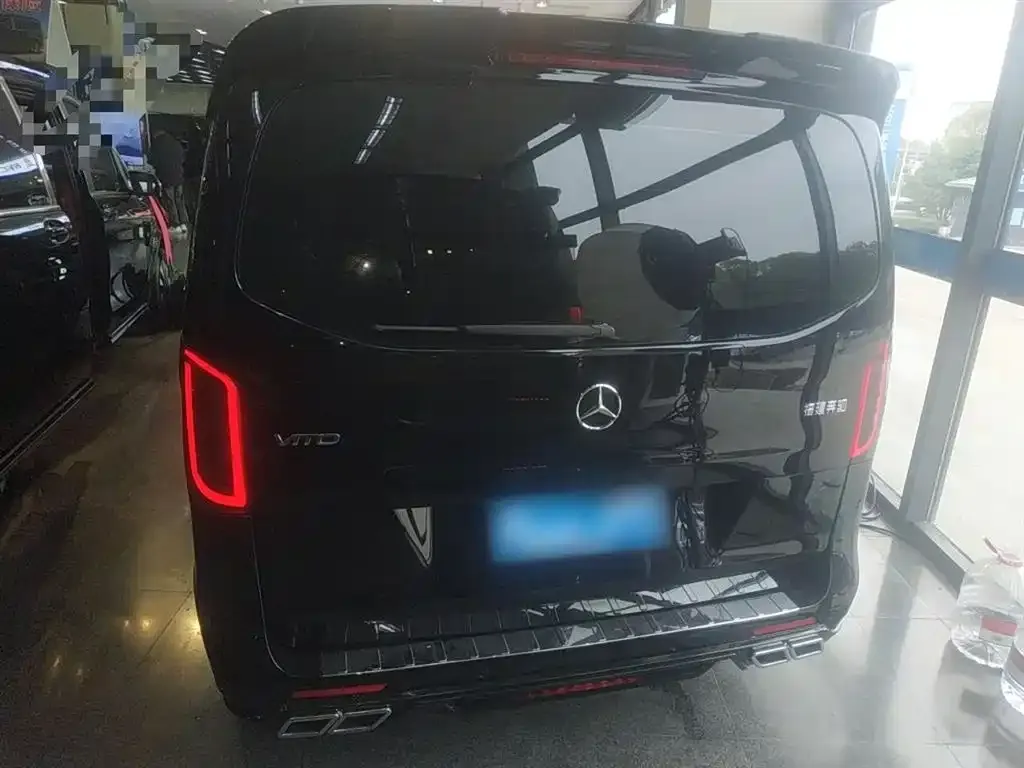 Mercedes-Benz Vito 2023 из CN, фото 6