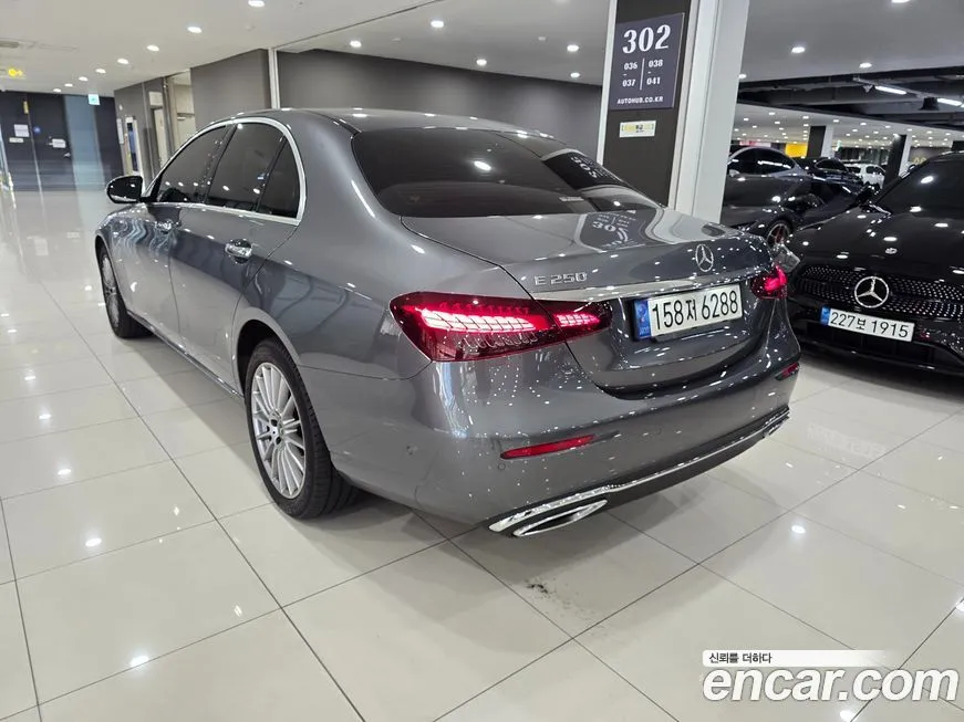 Mercedes-Benz E-Class 2023 из KR, фото 5