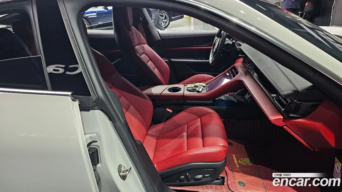 Porsche Taycan 2022 из KR, фото 10