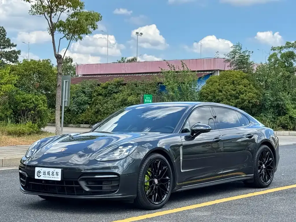 Porsche Panamera 2023 из CN, фото 1