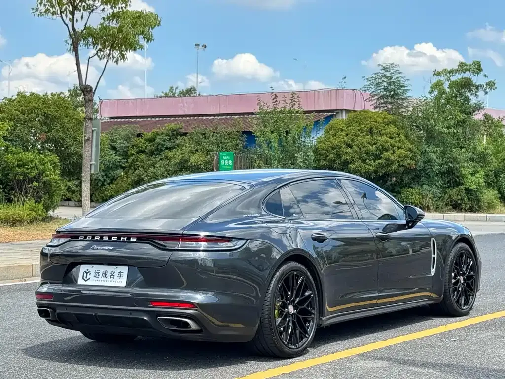 Porsche Panamera 2023 из CN, фото 5