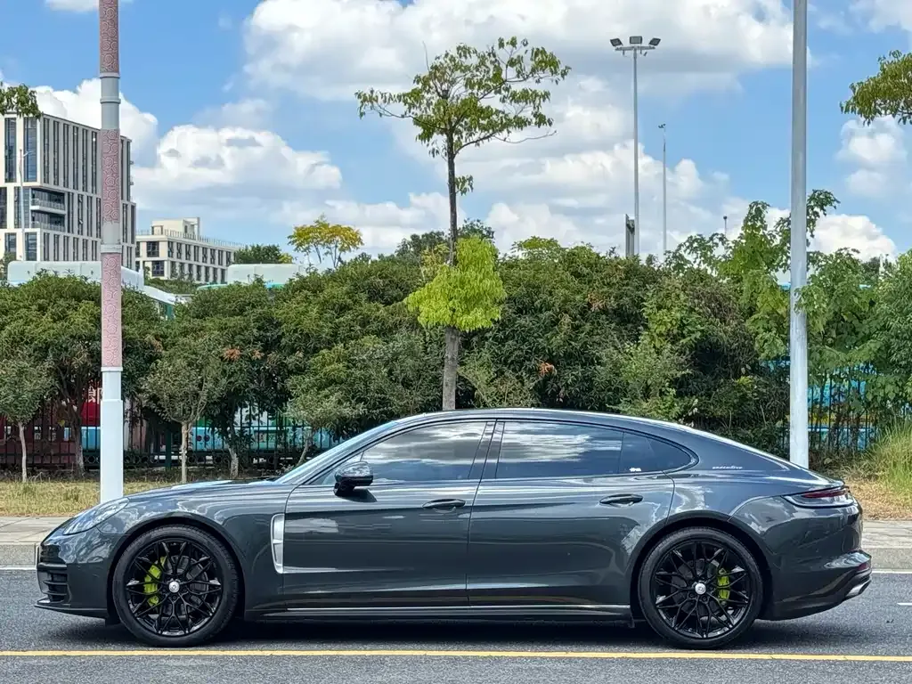 Porsche Panamera 2023 из CN, фото 8