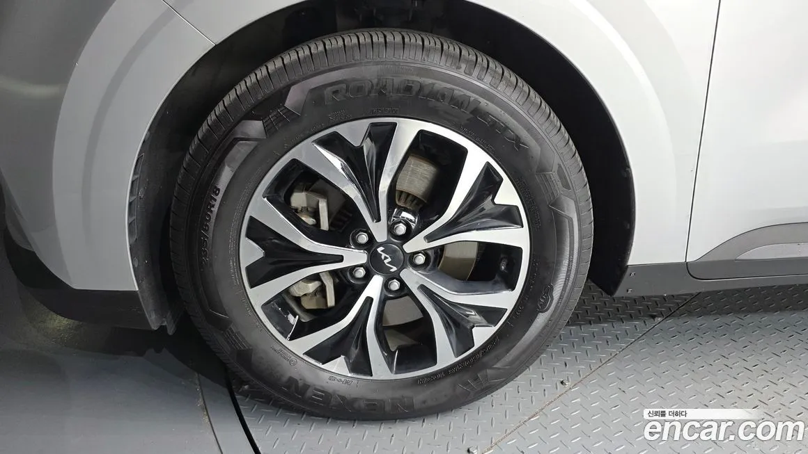 Kia Carnival 2023 из KR, фото 5