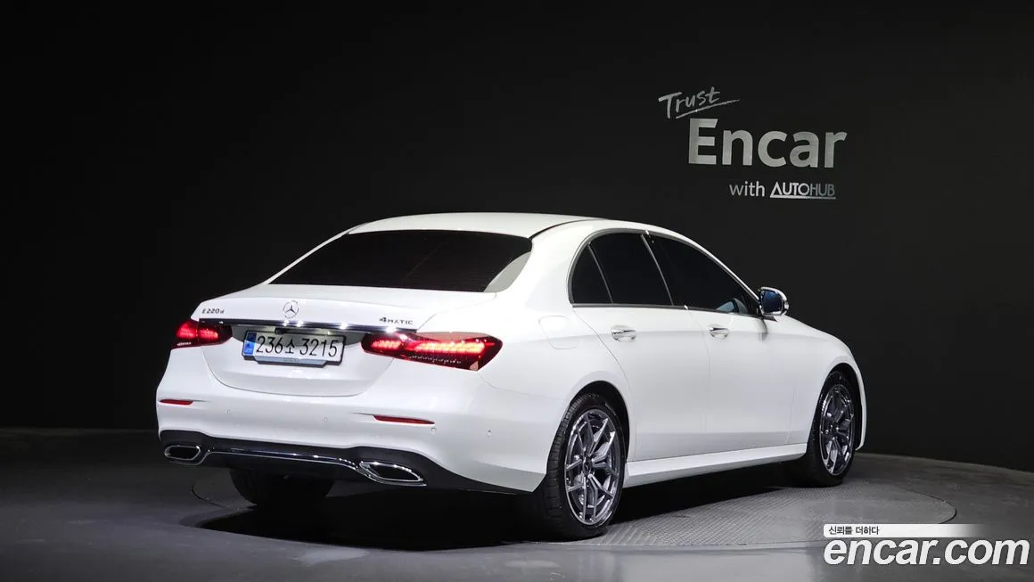 Mercedes-Benz E-Class 2023 из KR, фото 2