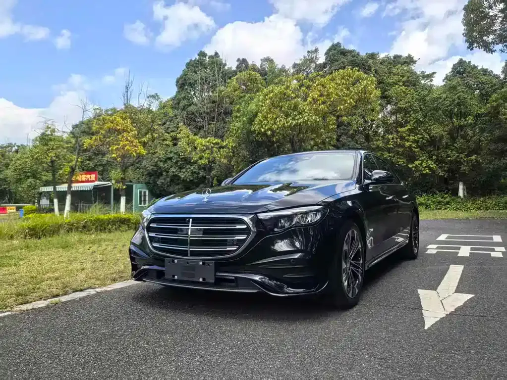 Mercedes-Benz E-Class 2024 из CN, фото 1