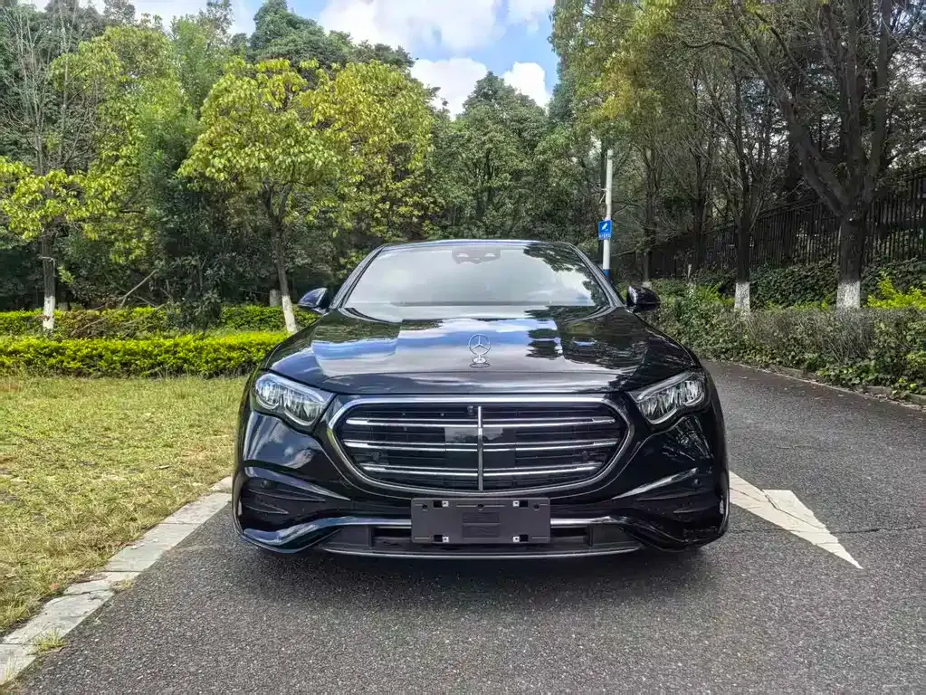 Mercedes-Benz E-Class 2024 из CN, фото 2