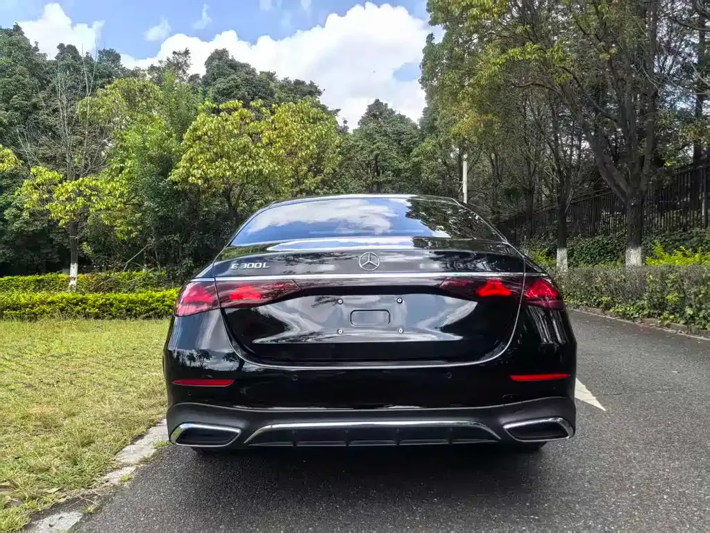 Mercedes-Benz E-Class 2024 из CN, фото 5