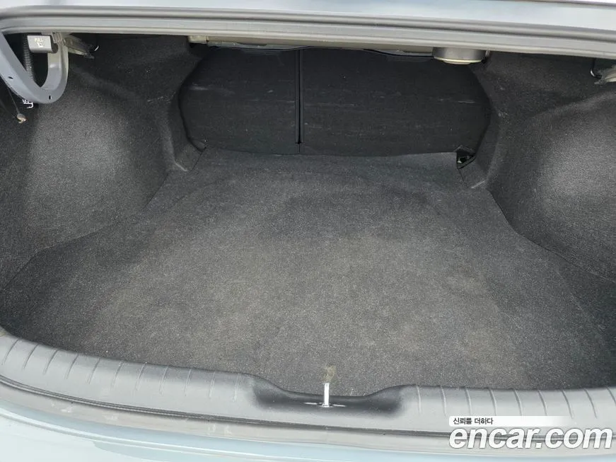 Hyundai AVANTE 2021 из KR, фото 9